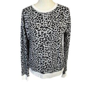 ZYIA ACTIVE black and gray animal print soft pullover top women's size medium